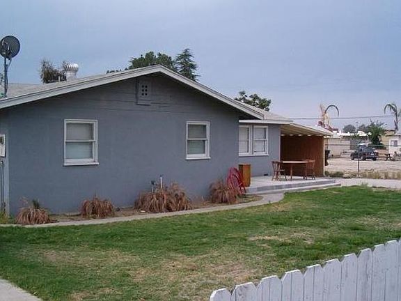 2nd image of 521 E Menlo Ave