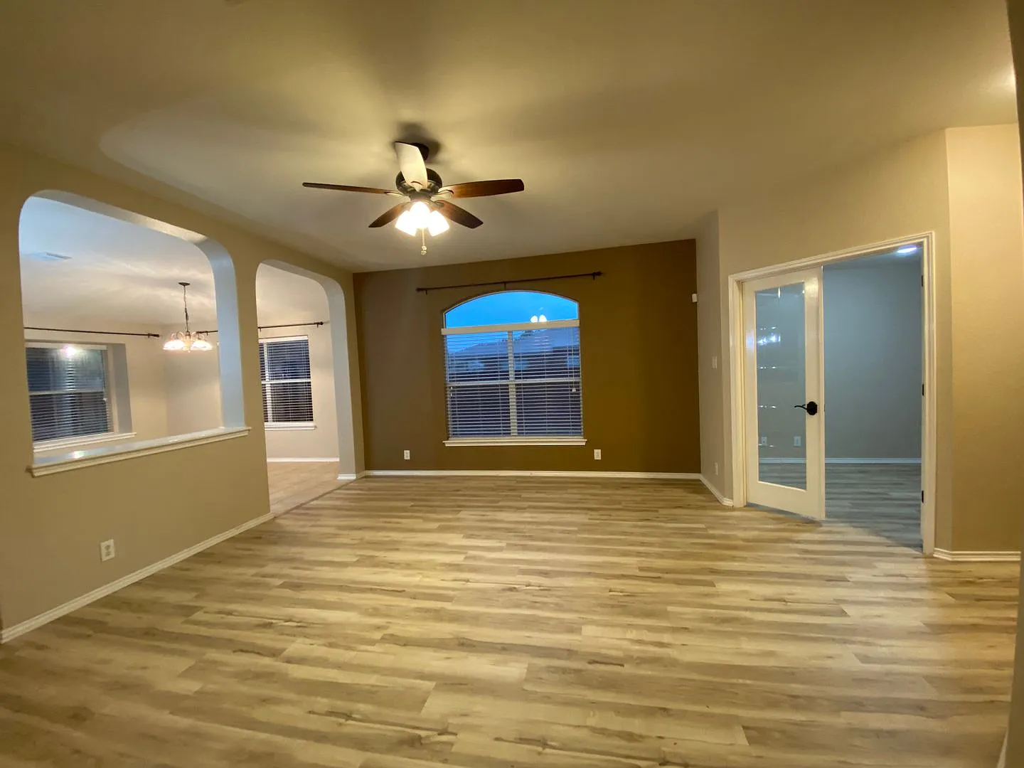 Miramar — Photo 3