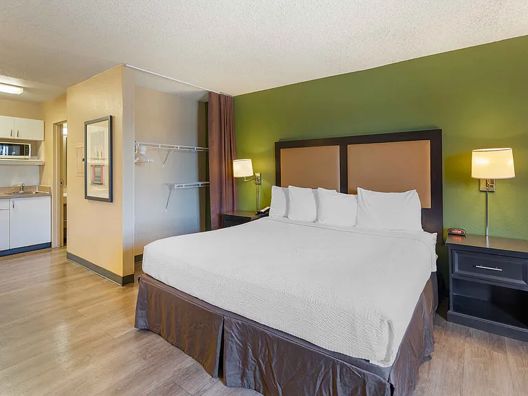 Studio Suite - 1 King Bed