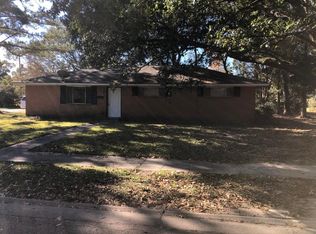 1748 Bellmeade Dr, Baton Rouge, LA 70815