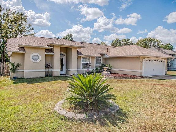 3rd image of 2732 Southern Oaks Dr