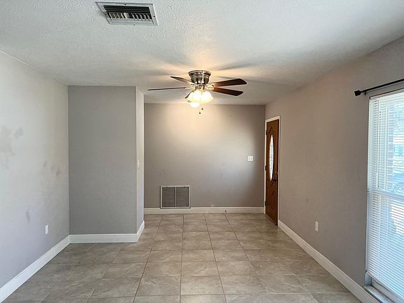 3rd image of 4638 Steel Dust Ln