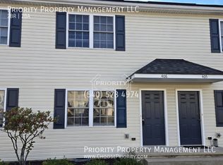 1010 Seth Dr APT 406, Staunton, VA 24401