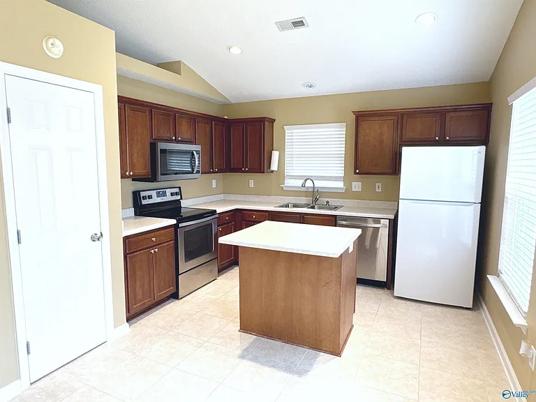 117 Bremerton Dr SW — Photo 12