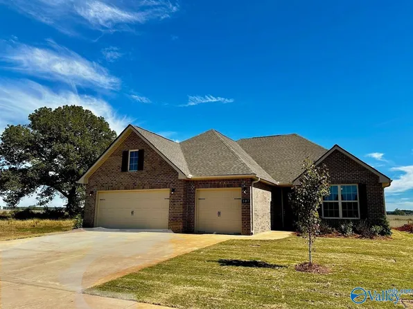 104 Cowdray Cir, Toney, AL 35773