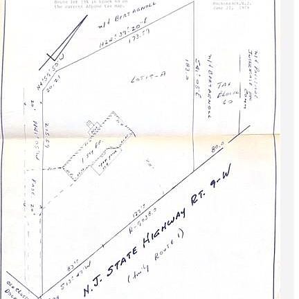 3rd image of 35 Old Dock Rd