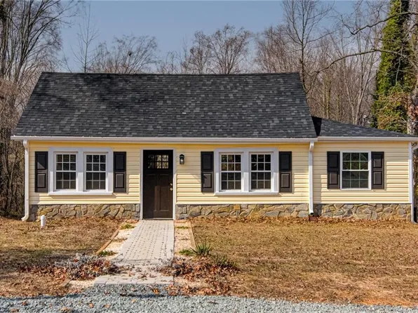 94 Motor Rd, Winston Salem, NC 27105