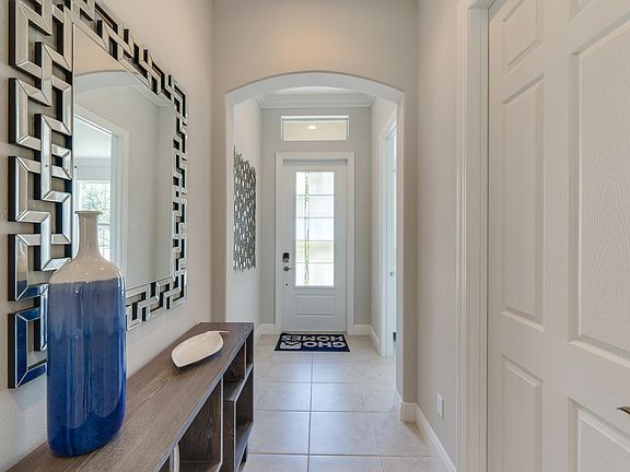 2nd image of 6008 Bella Rosa Lane