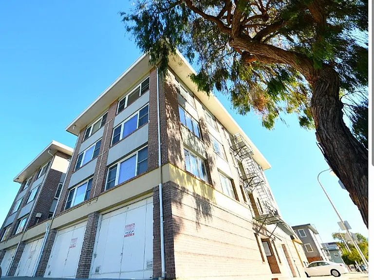 935 Solano Ave — Photo 20