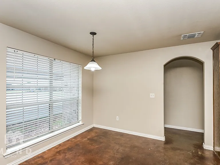 116 Jolin Ln — Photo 9