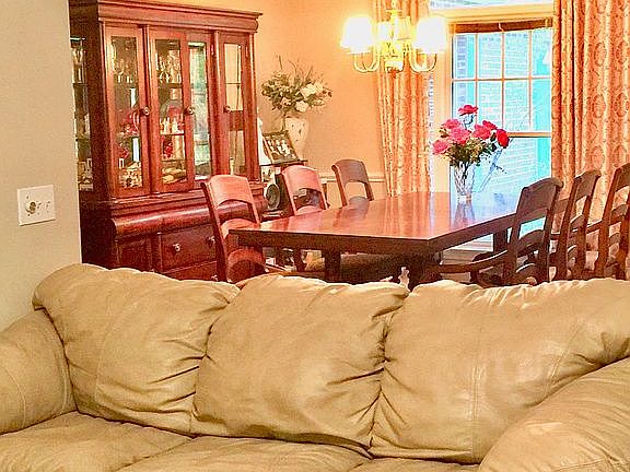 Dining room with furnitures 