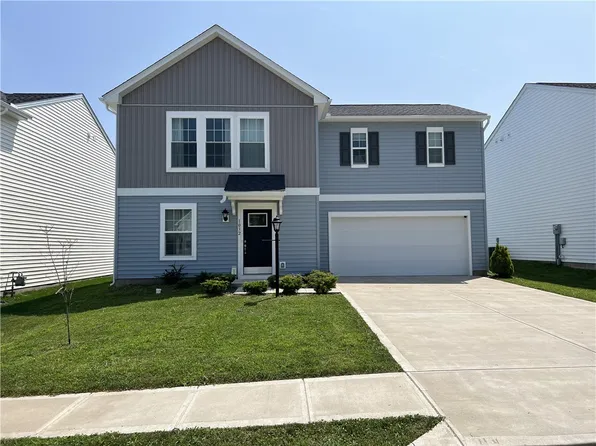 1032 Colonial Dr, Uniontown, PA 15401