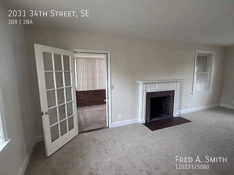 2031 34th St SE — Photo 8