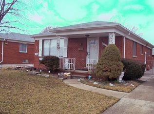 17707 Veronica Ave, Eastpointe, MI 48021