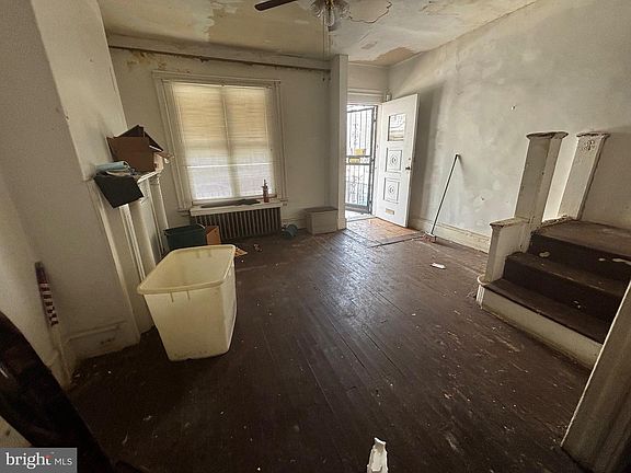 2nd image of 127 S Peach St
