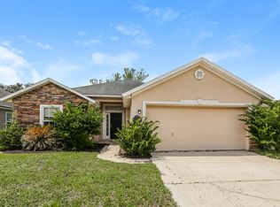 12099 Hayden Lakes Cir, Jacksonville, FL 32218