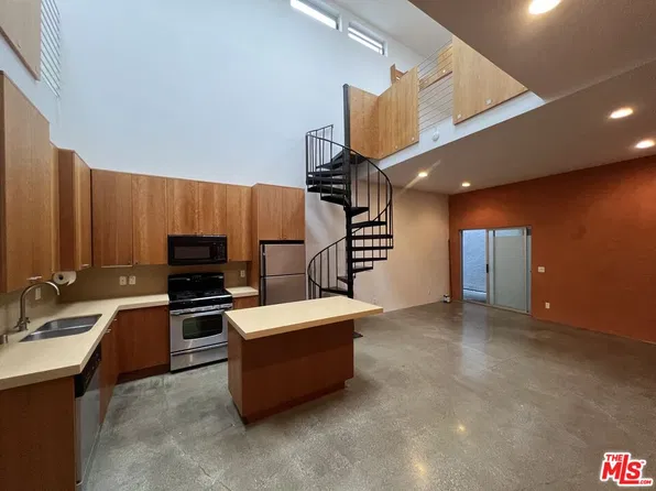 553 Rose Ave #3, Venice, CA 90291