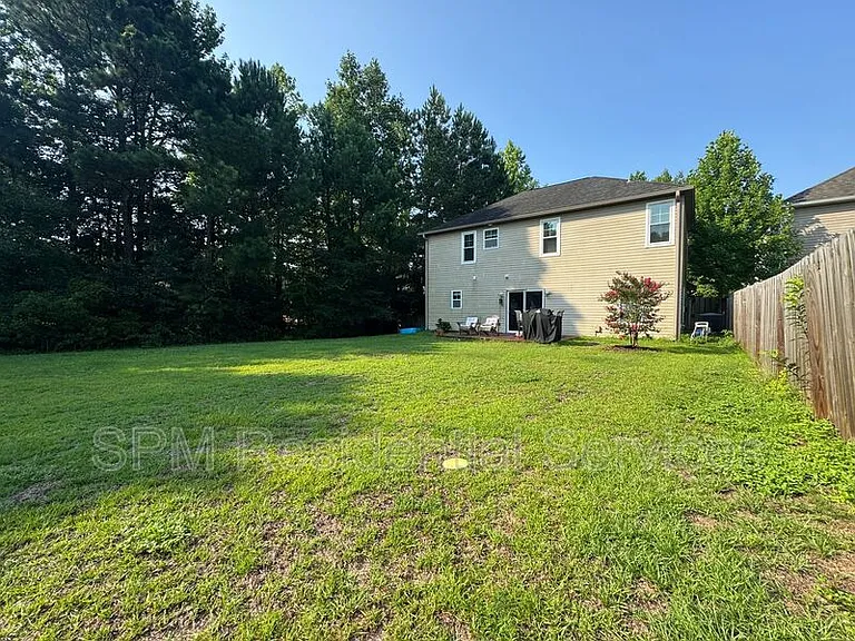 437 Lady Bug Ln — Photo 24