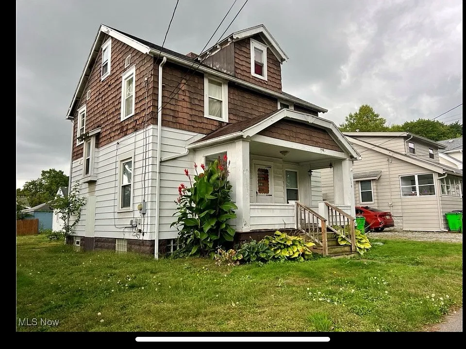 116 Oakwood St