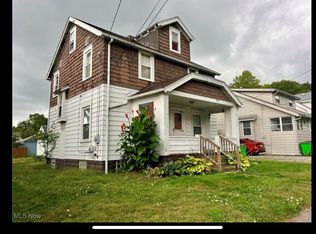 116 Oakwood St, Barberton, OH 44203