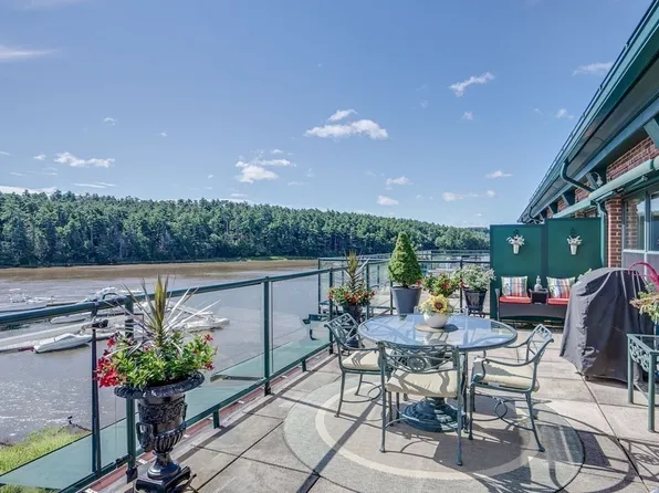 60 Merrimac St Unit 912, Amesbury, MA 01913