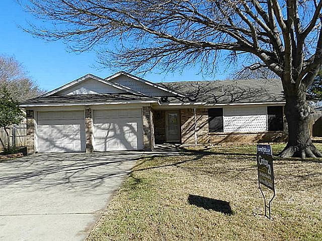 1st image of 1424 Strickland Dr