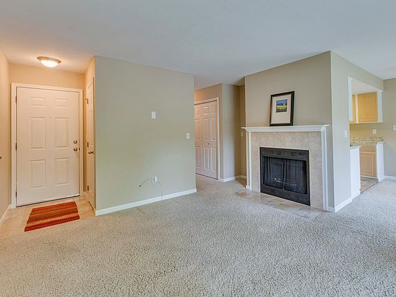 4th image of 9455 SW 146th Ter APT 4
