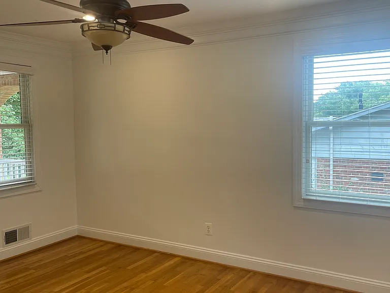 11912 Renwood Ln — Photo 14