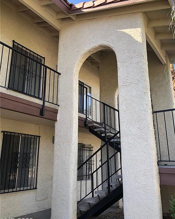 1st image of 4441 Rich Dr Unit D