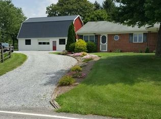 229 S Churchtown Rd, Narvon, PA 17555