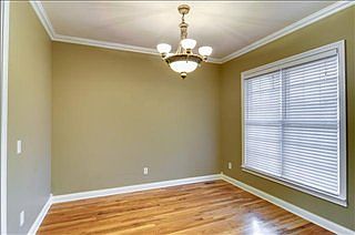 4th image of 105 Cobblestone Ct