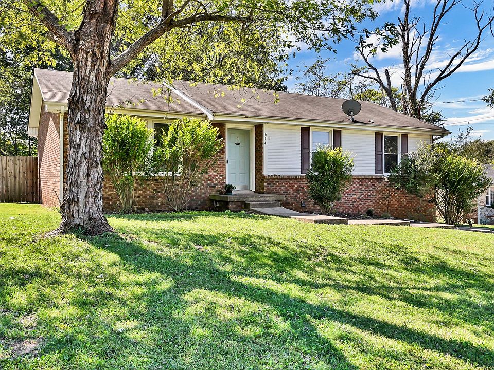 1st image of 614 Cayce Dr