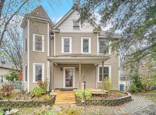 1386 Mill St, Crete, IL 60417