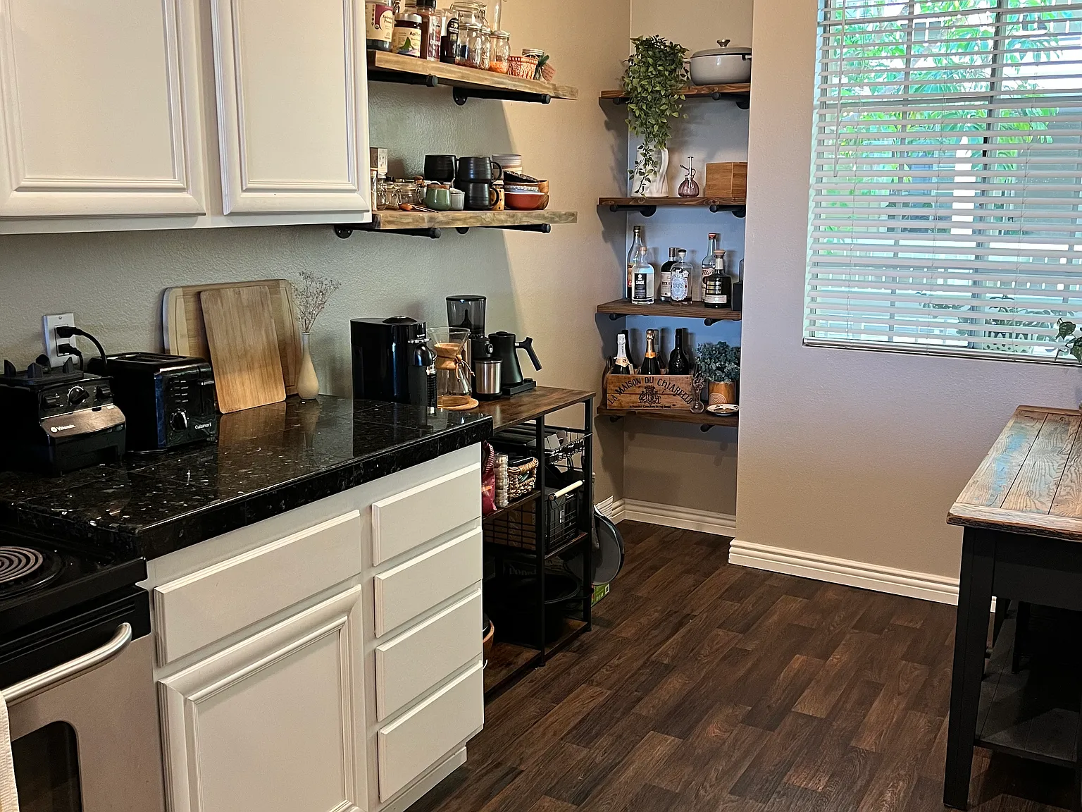 20301 Bluffside Cir — Photo 4