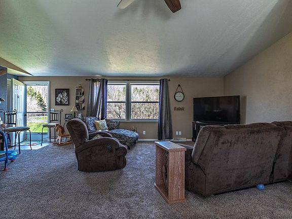 5th image of 3150 Briarwood Ln