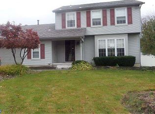 77 S Brookline Dr, Laurel Springs, NJ 08021