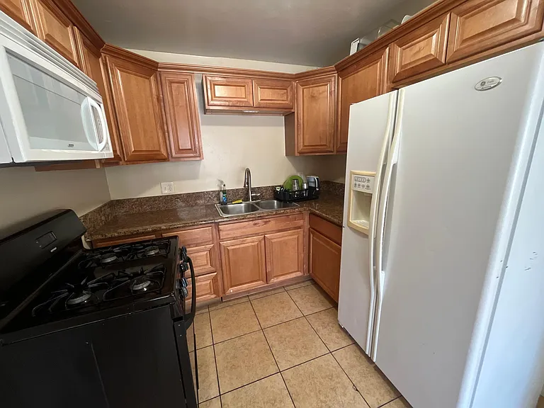 5809 Lindo Paseo #1-room B — Photo 21