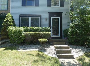 211 Ridgecrest Ct, Stafford, VA 22554