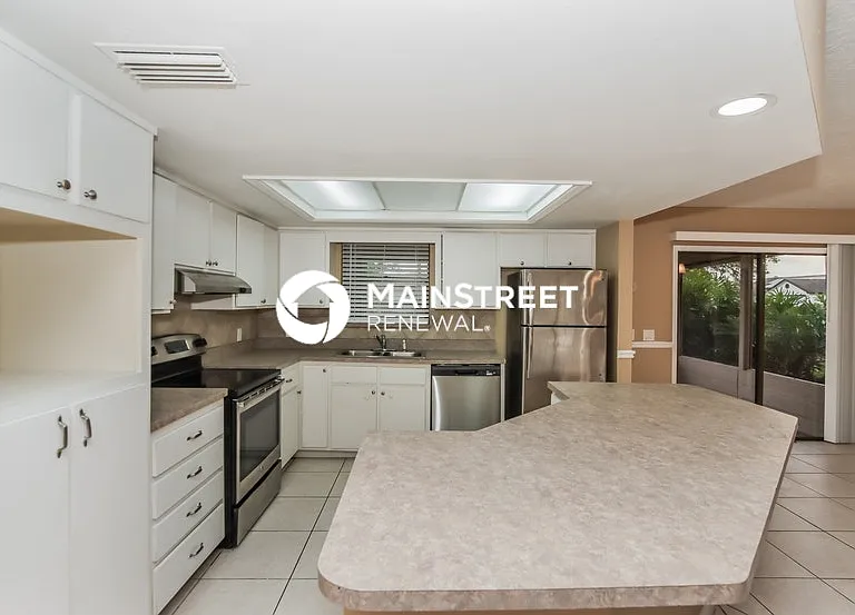 798 Pampas St NW — Photo 8
