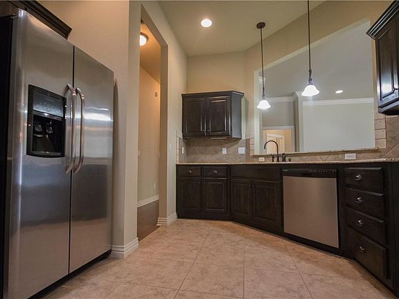 4th image of 4805 Willowridge Way