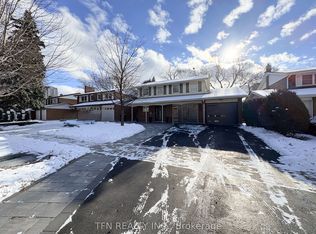 8 Ravencliff Cres #Basement, Toronto, ON M1T 1R8