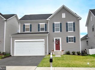 820 Pencoast Dr, Purcellville, VA 20132