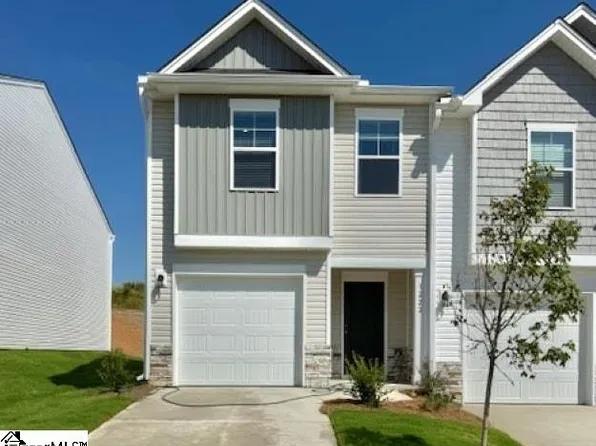 1222 Forestbrook Ln, Spartanburg, SC 29303