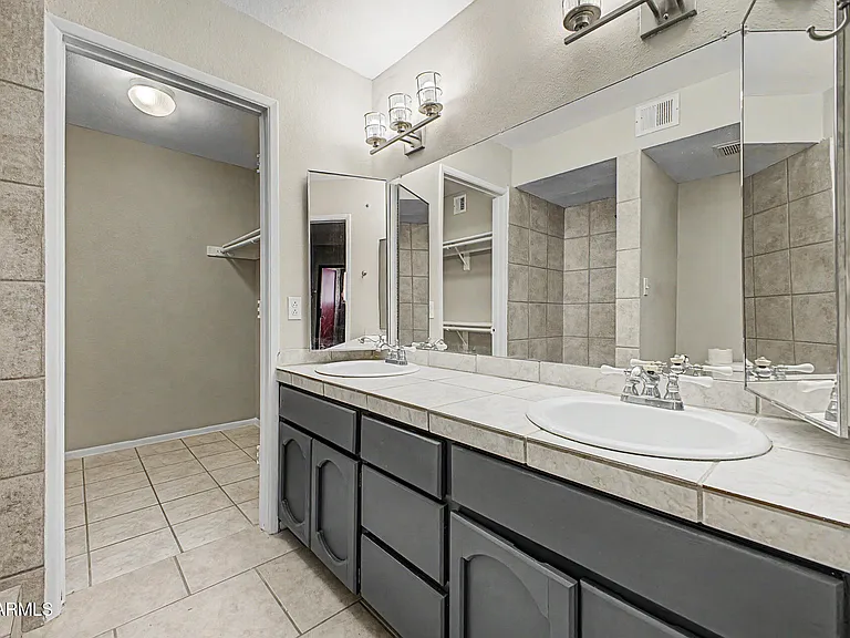 3301 E Earll Dr #120 — Photo 11