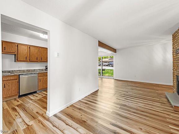 4th image of 7332 Creekwood Dr #4B