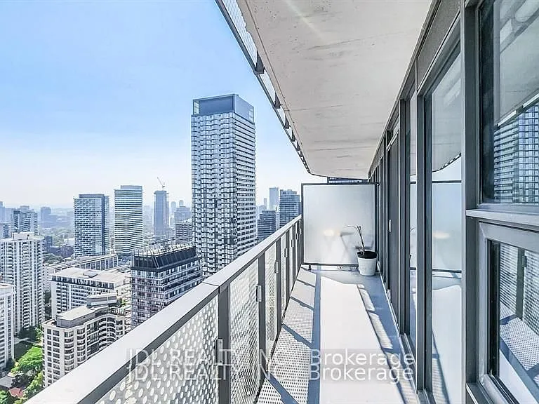 11 Wellesley St W #3401 — Photo 9