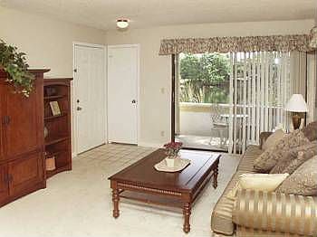 3rd image of 2540 SW 23rd Cranbrook Pl