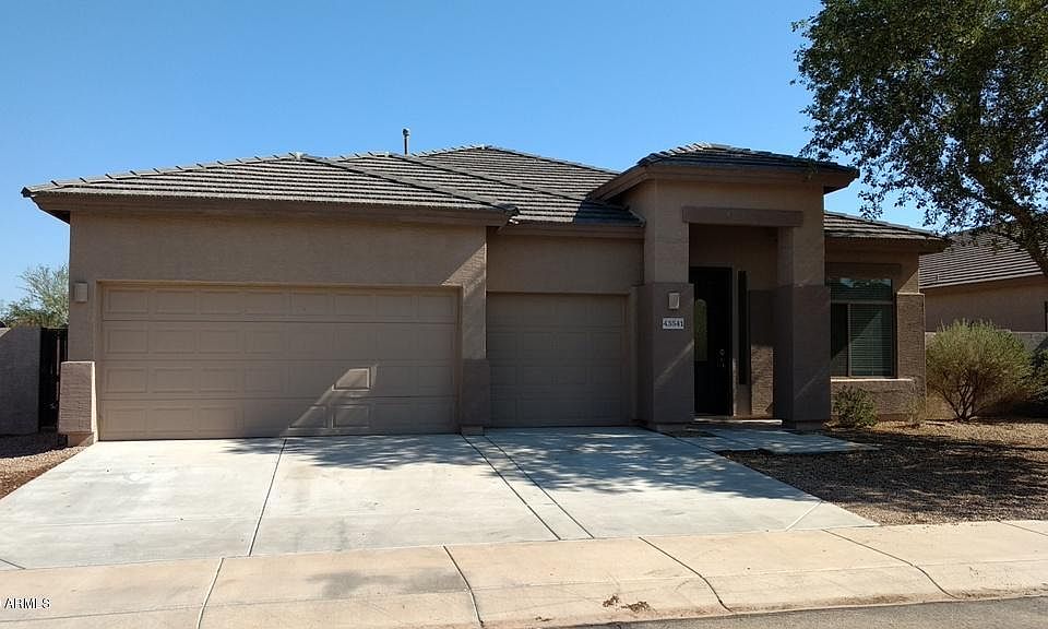 1st image of 43541 W Bravo Ct