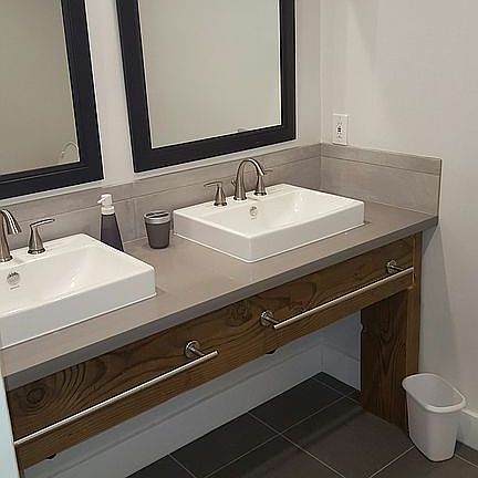 Unit B Master bath