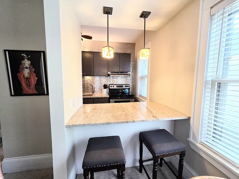391 Laurel Ave #103 — Photo 4